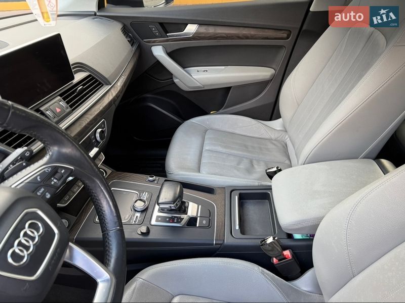 Внедорожник / Кроссовер Audi Q5 2017 в Киеве фото 22 Внедорожник / Кроссовер Audi Q5 2017 в Киеве
