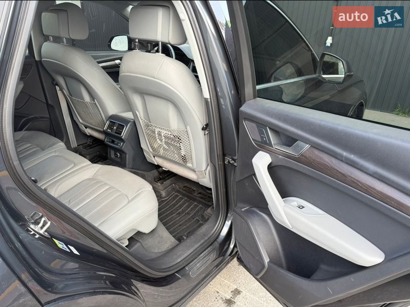 Внедорожник / Кроссовер Audi Q5 2017 в Киеве фото 37 Внедорожник / Кроссовер Audi Q5 2017 в Киеве