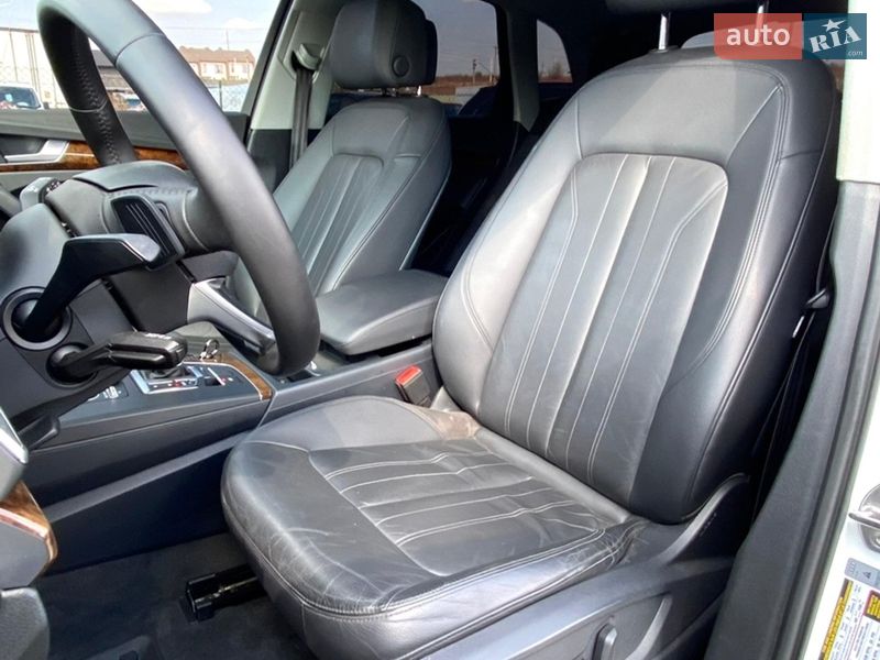 Позашляховик / Кросовер Audi Q5 2018 в Рівному фото 13 Позашляховик / Кросовер Audi Q5 2018 в Рівному
