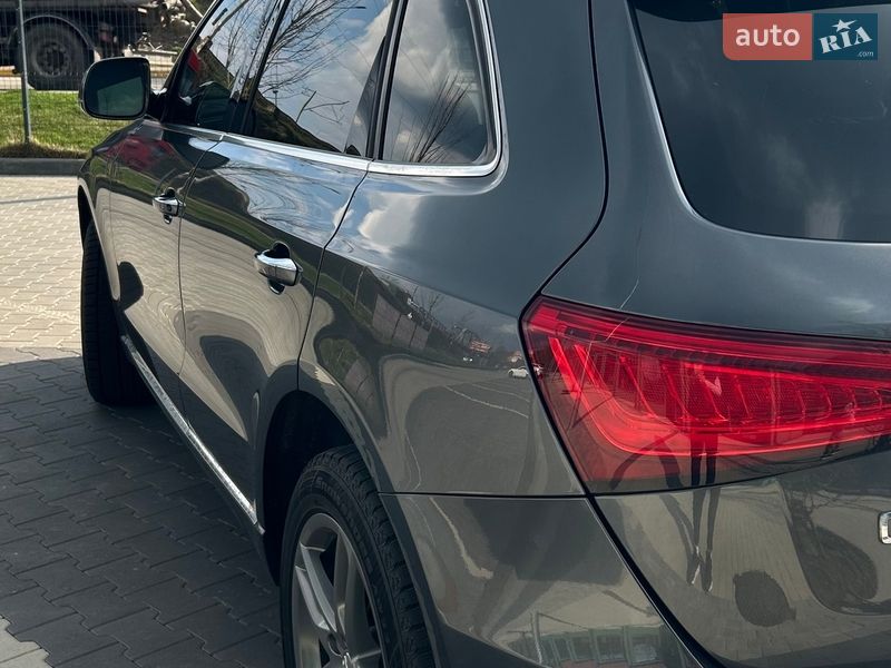 Внедорожник / Кроссовер Audi Q5 2015 в Ирпене