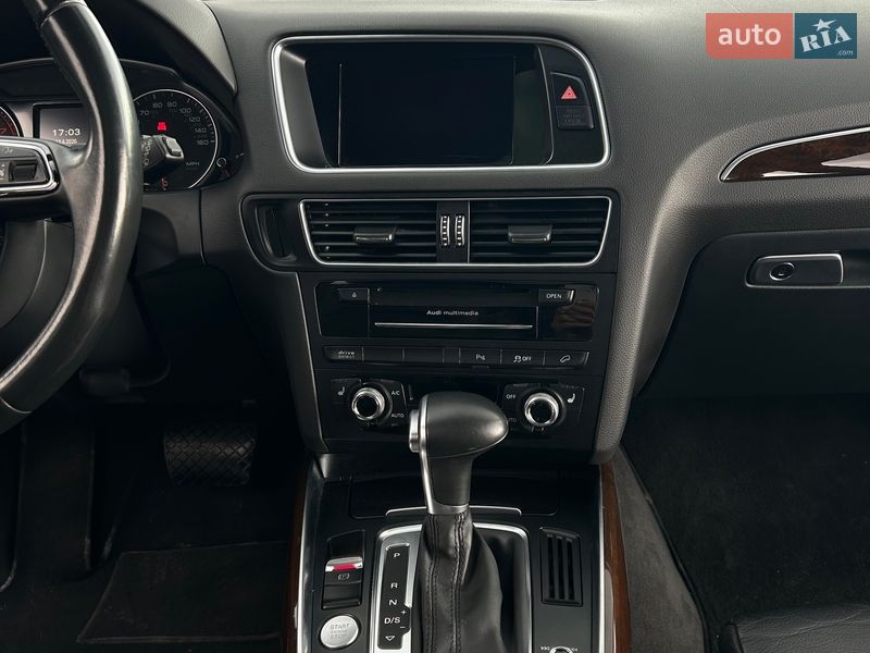 Внедорожник / Кроссовер Audi Q5 2015 в Ирпене