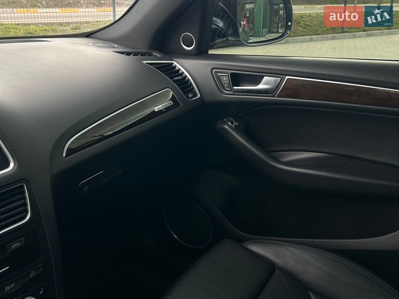 Внедорожник / Кроссовер Audi Q5 2015 в Ирпене