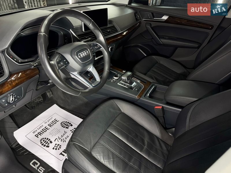 Позашляховик / Кросовер Audi Q5 2017 в Львові фото 25 Позашляховик / Кросовер Audi Q5 2017 в Львові