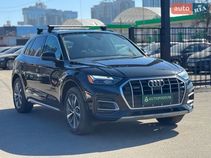 Позашляховик / Кросовер Audi Q5 2021 в Києві