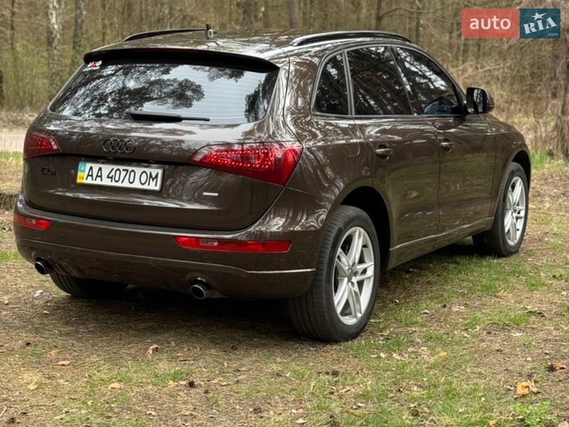 Позашляховик / Кросовер Audi Q5 2011 в Чернігові