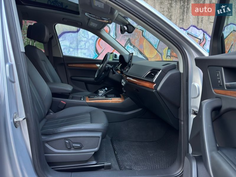 Внедорожник / Кроссовер Audi Q5 2021 в Днепре