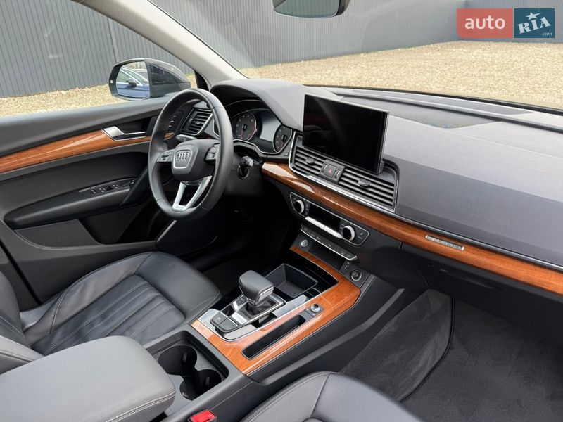 Внедорожник / Кроссовер Audi Q5 2023 в Стрые