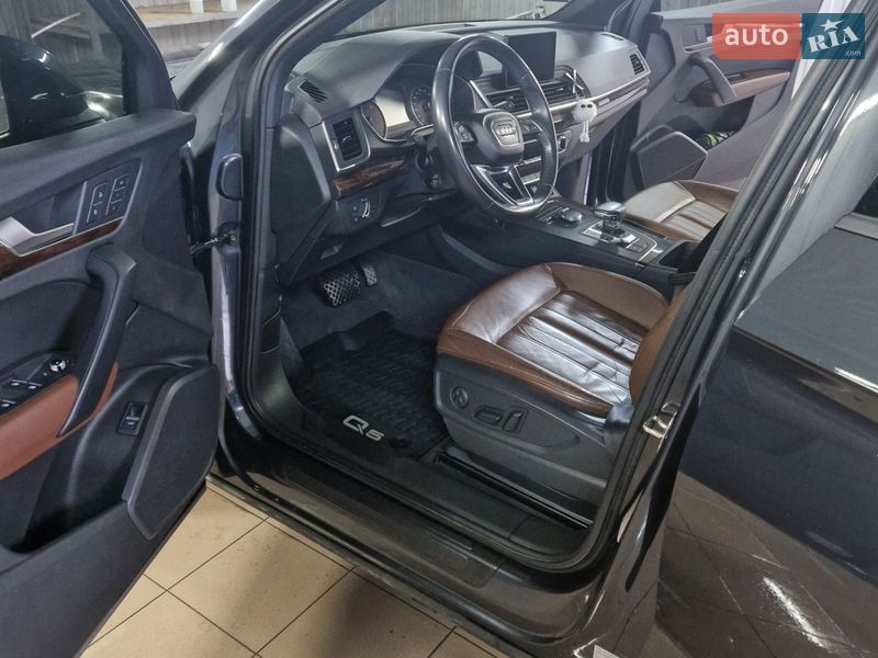 Позашляховик / Кросовер Audi Q5 2018 в Тернополі