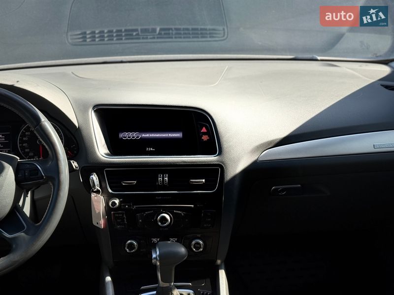 Внедорожник / Кроссовер Audi Q5 2014 в Львове