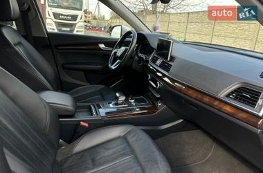 Внедорожник / Кроссовер Audi Q5 2018 в Владимире
