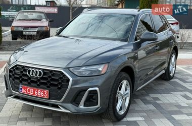 Внедорожник / Кроссовер Audi Q5 2021 в Киеве