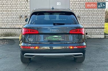 Позашляховик / Кросовер Audi Q5 2020 в Києві