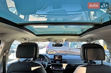 Позашляховик / Кросовер Audi Q5 2020 в Києві