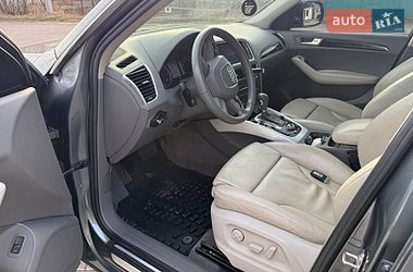 Позашляховик / Кросовер Audi Q5 2011 в Новоархангельську