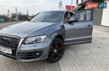 Позашляховик / Кросовер Audi Q5 2011 в Новоархангельську