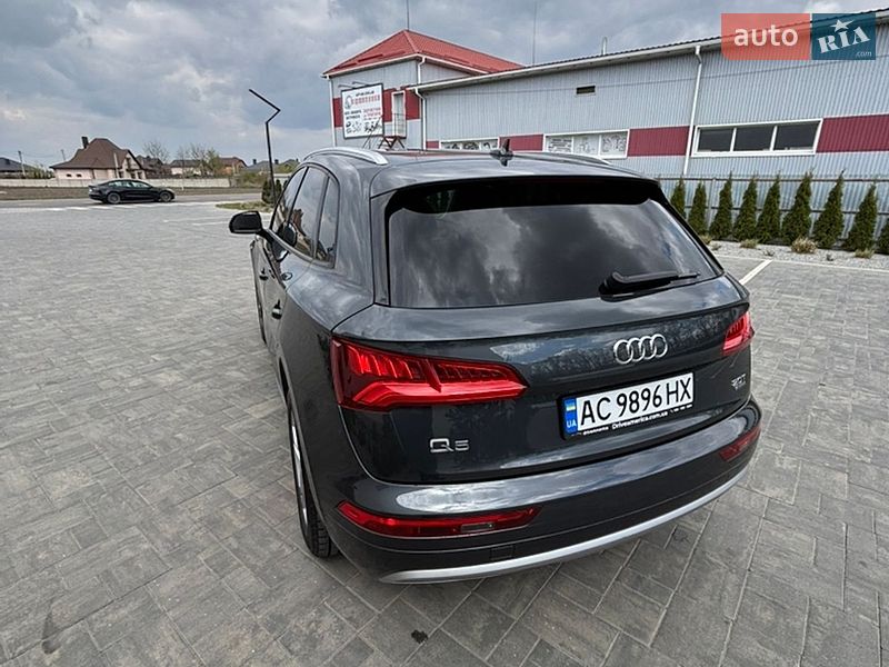 Внедорожник / Кроссовер Audi Q5 2016 в Луцке