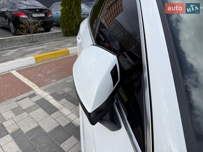 Позашляховик / Кросовер Audi Q5 2021 в Києві