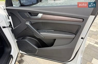 Позашляховик / Кросовер Audi Q5 2021 в Києві