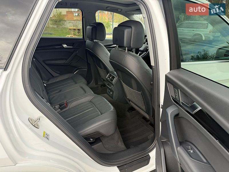 Внедорожник / Кроссовер Audi Q5 2019 в Киеве