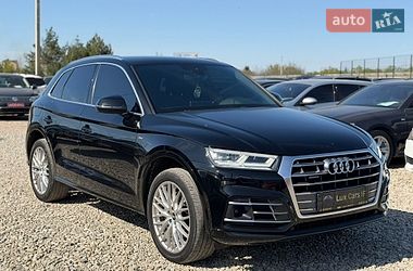 Внедорожник / Кроссовер Audi Q5 2019 в Ивано-Франковске