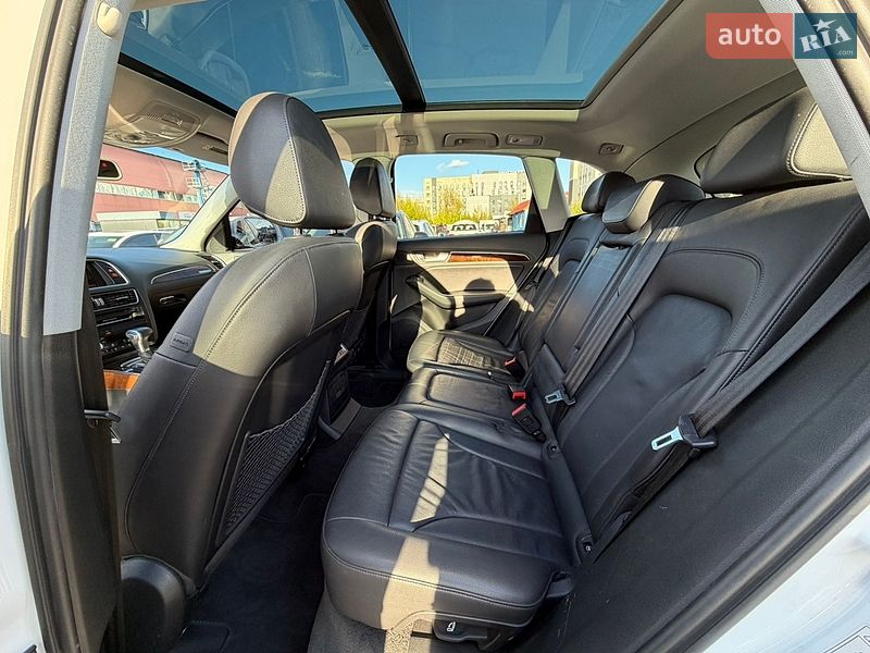 Внедорожник / Кроссовер Audi Q5 2015 в Киеве