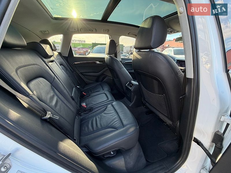 Внедорожник / Кроссовер Audi Q5 2015 в Киеве