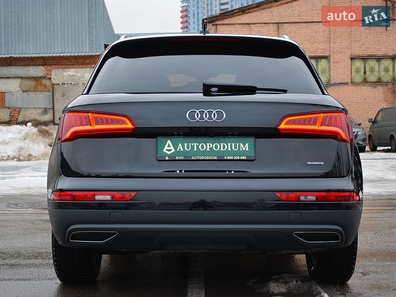 Позашляховик / Кросовер Audi Q5 2017 в Києві