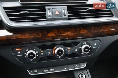 Позашляховик / Кросовер Audi Q5 2017 в Києві