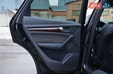 Позашляховик / Кросовер Audi Q5 2017 в Києві