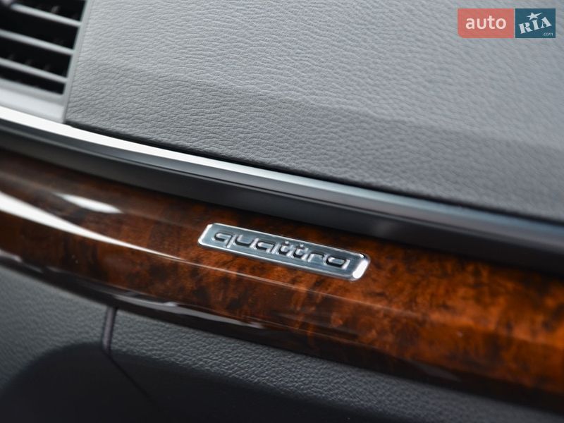 Позашляховик / Кросовер Audi Q5 2017 в Києві