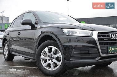 Позашляховик / Кросовер Audi Q5 2017 в Києві