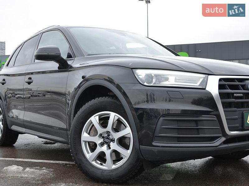 Позашляховик / Кросовер Audi Q5 2017 в Києві