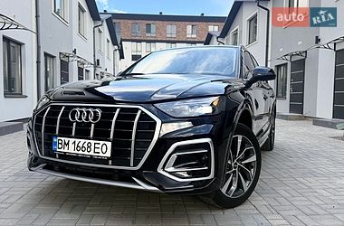 Позашляховик / Кросовер Audi Q5 2020 в Києві