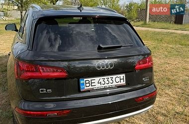 Позашляховик / Кросовер Audi Q5 2017 в Миколаєві