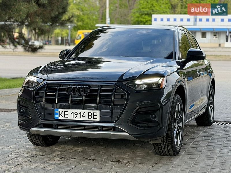 Внедорожник / Кроссовер Audi Q5 2020 в Днепре