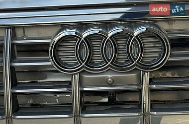 Внедорожник / Кроссовер Audi Q5 2020 в Днепре