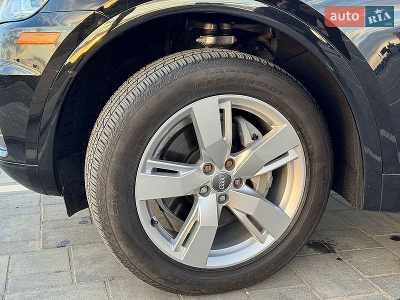 Позашляховик / Кросовер Audi Q5 2018 в Рівному