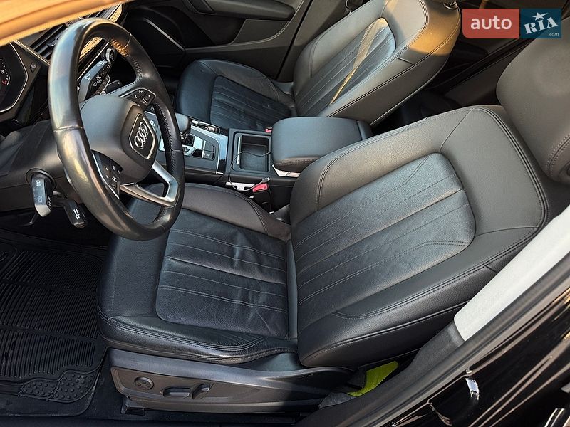 Позашляховик / Кросовер Audi Q5 2018 в Рівному