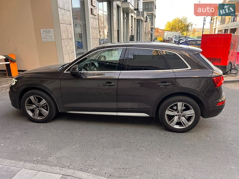 Позашляховик / Кросовер Audi Q5 2017 в Хмельницькому