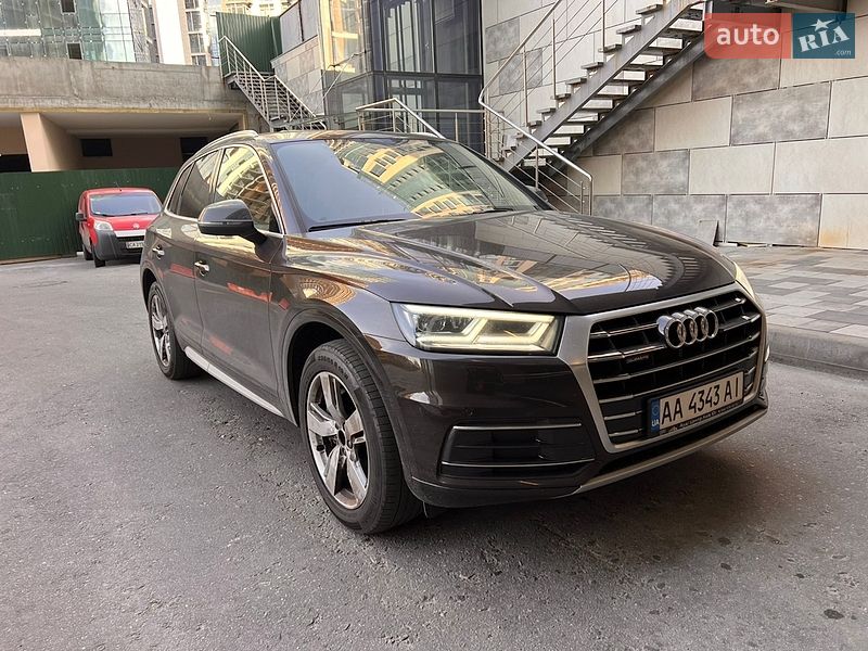 Позашляховик / Кросовер Audi Q5 2017 в Хмельницькому
