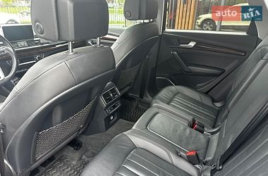 Позашляховик / Кросовер Audi Q5 2017 в Львові