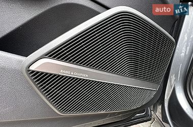 Позашляховик / Кросовер Audi Q5 2017 в Львові