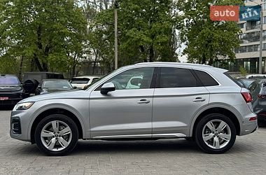Внедорожник / Кроссовер Audi Q5 2021 в Днепре