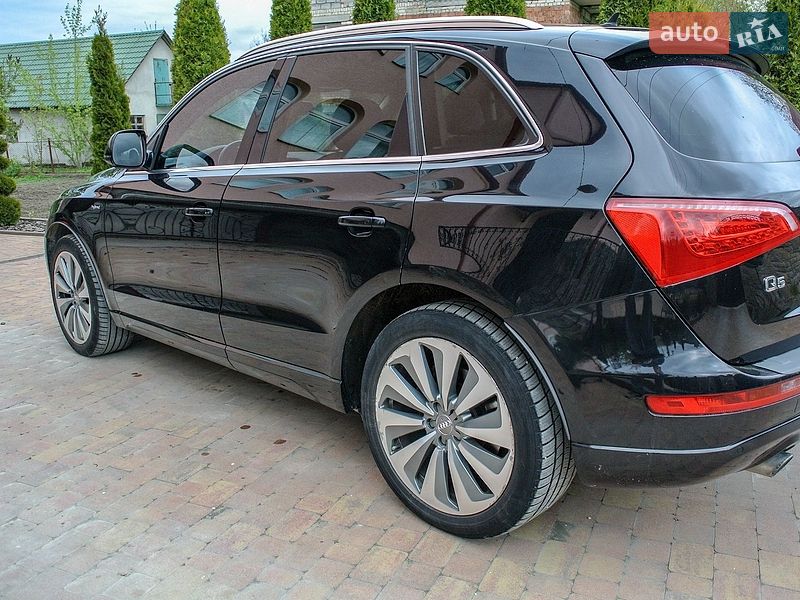 Внедорожник / Кроссовер Audi Q5 2012 в Каменец-Подольском