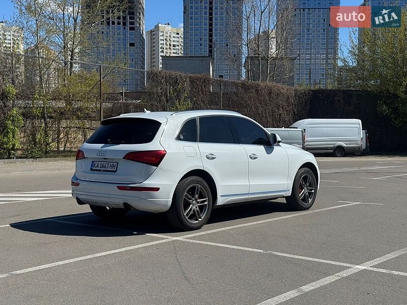 Внедорожник / Кроссовер Audi Q5 2014 в Киеве