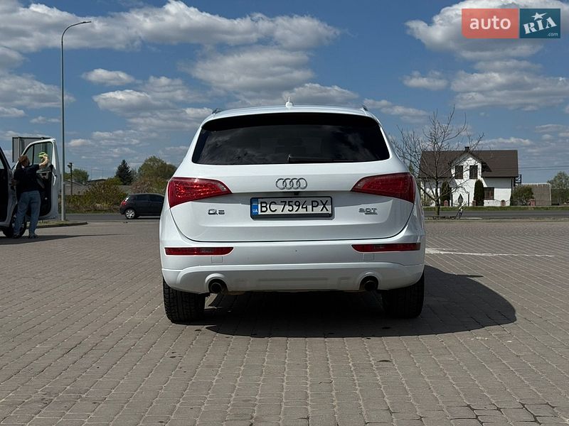 Внедорожник / Кроссовер Audi Q5 2011 в Львове