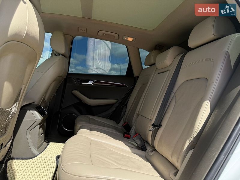 Внедорожник / Кроссовер Audi Q5 2011 в Львове