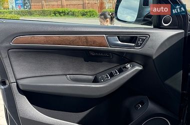 Внедорожник / Кроссовер Audi Q5 2015 в Каменец-Подольском