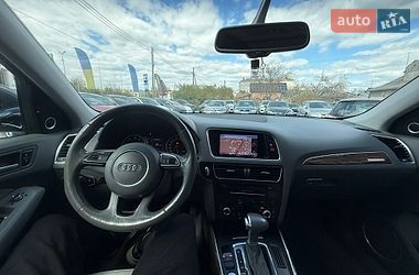 Позашляховик / Кросовер Audi Q5 2016 в Стрию