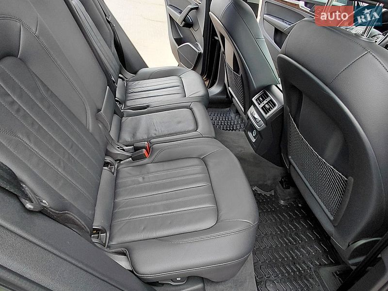 Внедорожник / Кроссовер Audi Q5 2018 в Кривом Роге